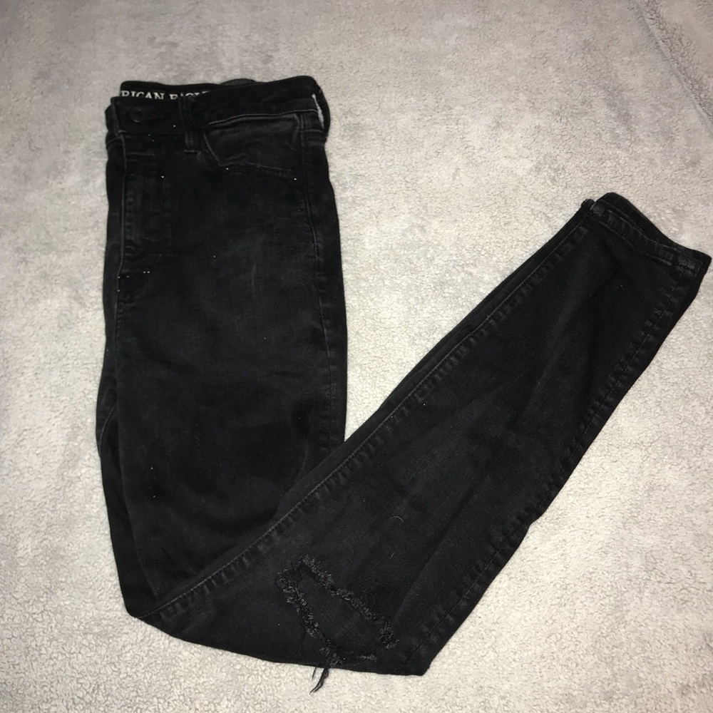 American High Waisted Slashed Knee Skinny Jeans